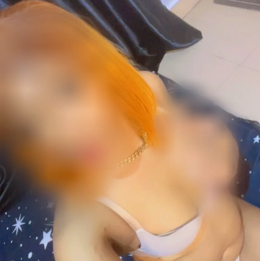 Fanni, 24
